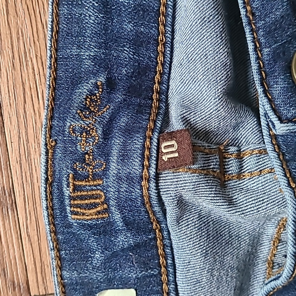 Kut From The Kloth Kick Flare Capri Dark Blue Jean Stretch Womens Size 10 - Picture 12 of 14